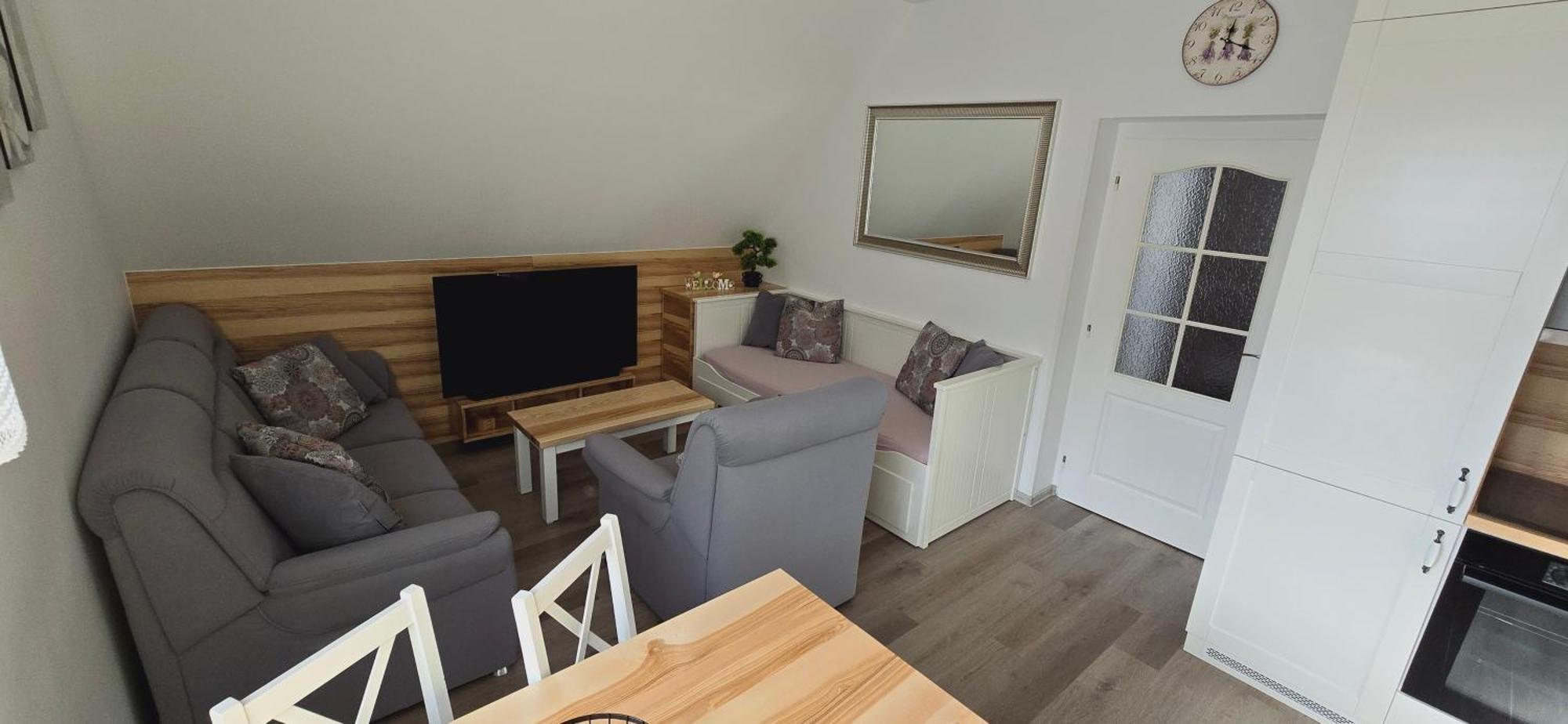 Luxusni Mezonetovy Apartman Bellevue - Novy เบเนซโก ภายนอก รูปภาพ